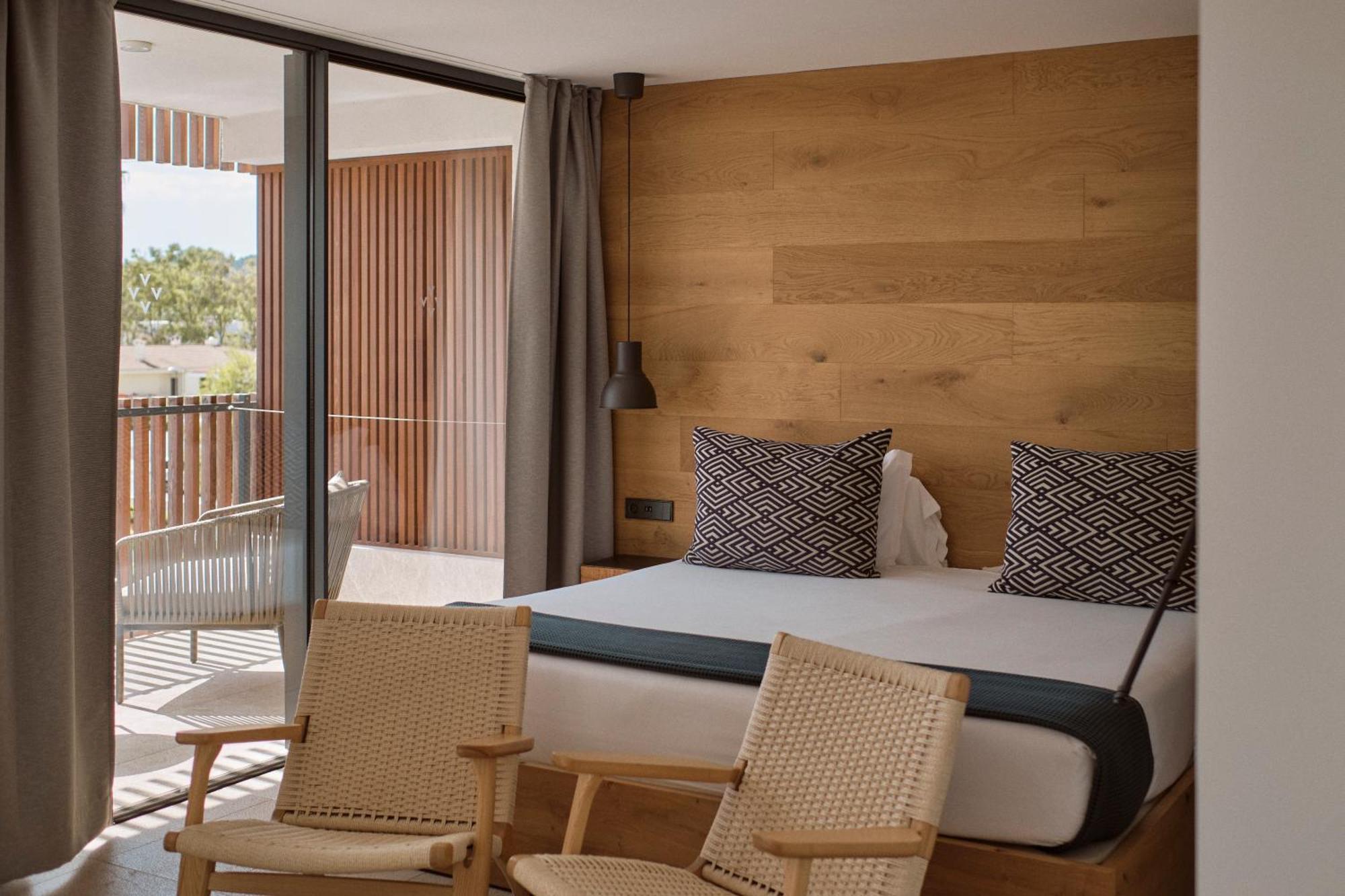 Las Gaviotas Suites Hotel & Spa Platja de Muro Εξωτερικό φωτογραφία