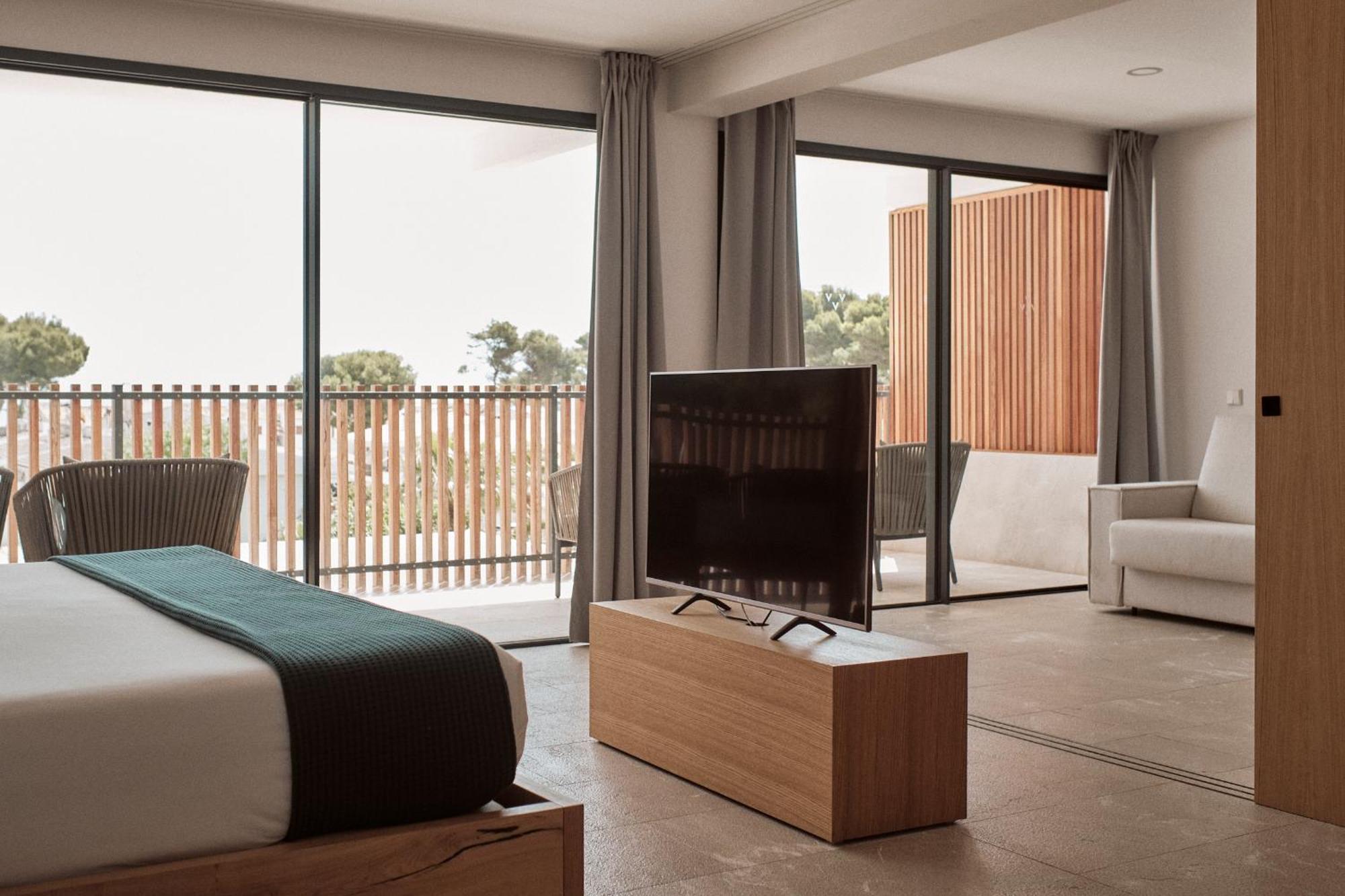 Las Gaviotas Suites Hotel & Spa Platja de Muro Εξωτερικό φωτογραφία